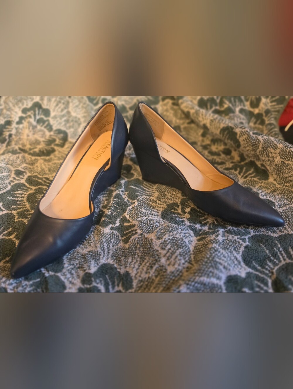 Kenneth Cole Navy Pointed D'Orsay Wedges - Picture 2 of 7